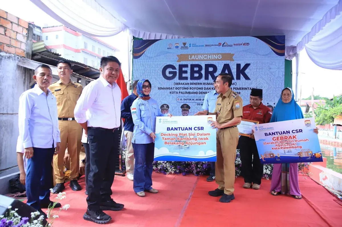 Gubernur Sumatera Selatan (Sumsel) H Herman Deru launching Program Gerakan Benerin Rumah Agar Layak (Gebrak) Tahun 2025. (Sumber: Istimewa)
