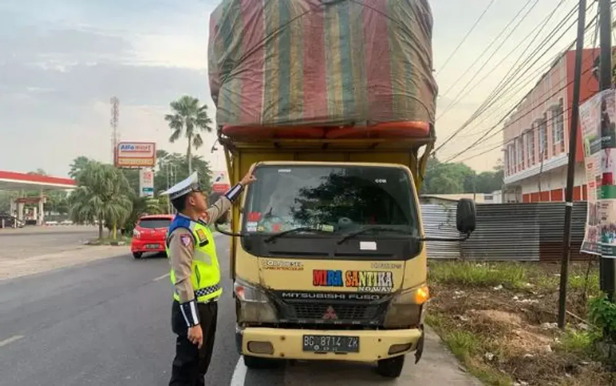 Petugas telah memberikan teguran tertulis kepada sopir yang terbukti melanggar aturan. (Sumber: Istimewa)