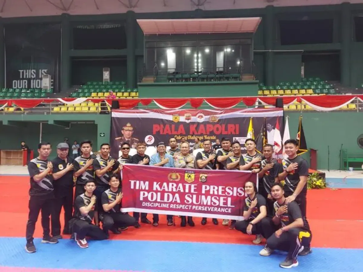 Kontingen Karate dari Polda Sumatera Selatan (Sumsel). (Sumber: Istimewa)