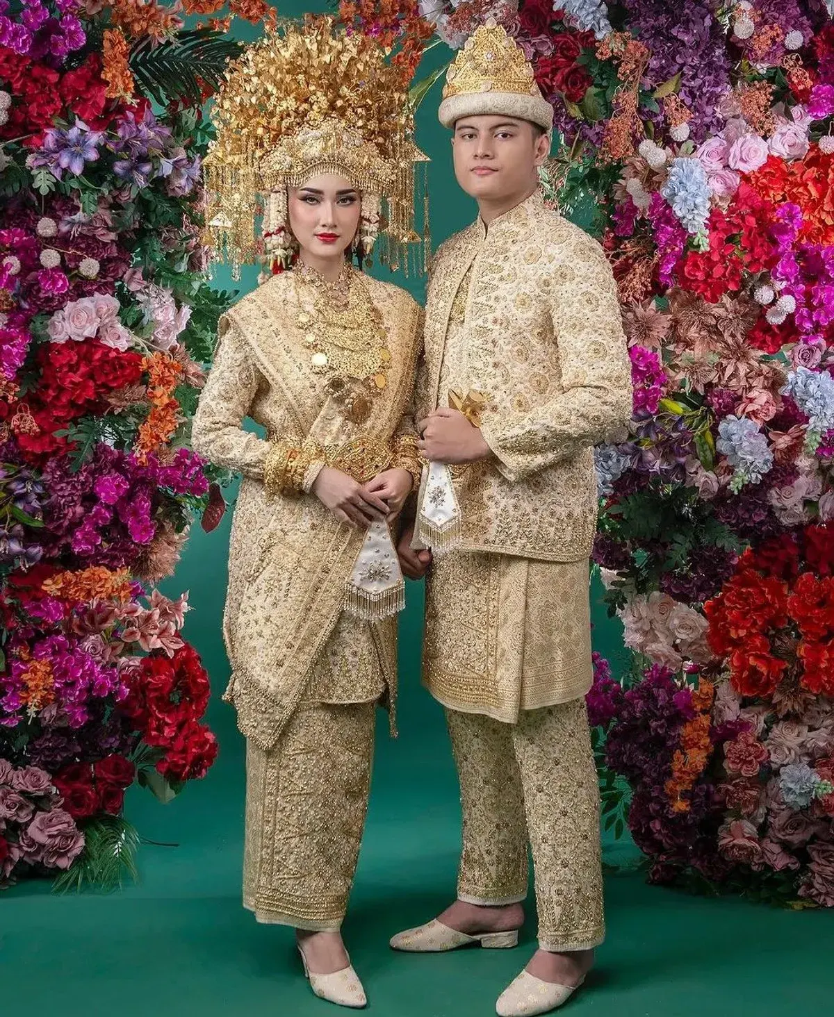 Busana Pengantin Palembang: Warisan Budaya Bernilai Tinggi (Sumber: Pinterest | Foto: semuaadadisini)