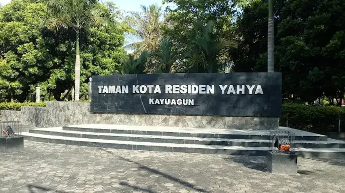 Alun-Alun Kota Kayuagung: Ruang Publik Ikonik yang Jadi Jantung Kehidupan Masyarakat OKI (Foto: Rudi Arcade)