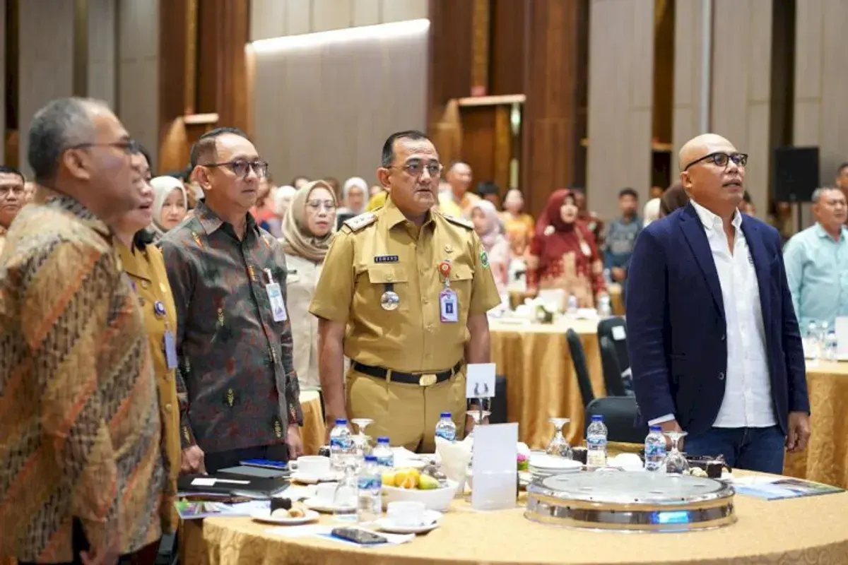 Sekda Sumsel Edward Candra dalam 2nd Sriwijaya Economic Forum 2025 di Palembang. (Sumber: Istimewa)
