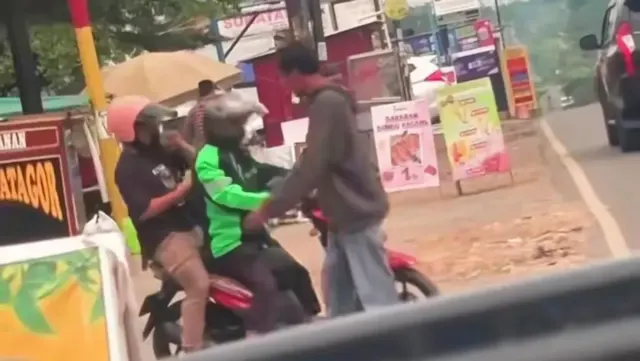 Wali Kota Palembang Nyamar Jadi Ojol Cek Parkir Liar di Minimarket, Temukan Banyak Pelanggaran