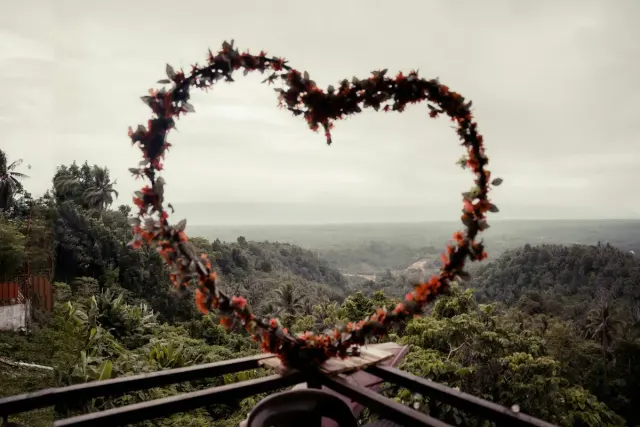 Bukit Cinta di Ogan Ilir: Pesona Alam Romantis yang Wajib Dikunjungi