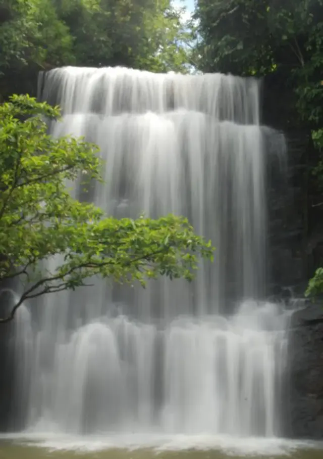 Air Terjun Bidadari: Pesona Alam yang Menyegarkan Jiwa