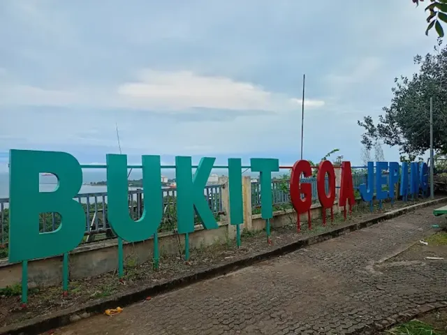 Bukit Goa Jepang: Wisata Sejarah dan Alam yang Menyimpan Cerita Menarik dari Masa Lampau
