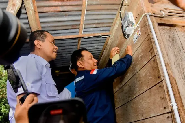 Warga Muba Sumsel Akhirnya Nikmati Listrik Berkat Program BPBL Kementerian ESDM