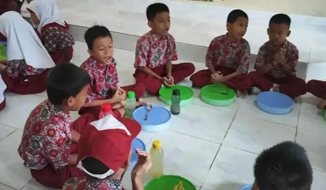 Setelah Kasus Keracunan, MBG SDN 178 Palembang Kembali Aktif dan Diawasi Ketat