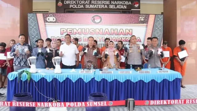 Perangi Narkoba, Polda Sumsel Hancurkan 1,7 Kg Sabu dan 6.404 Ekstasi di Palembang