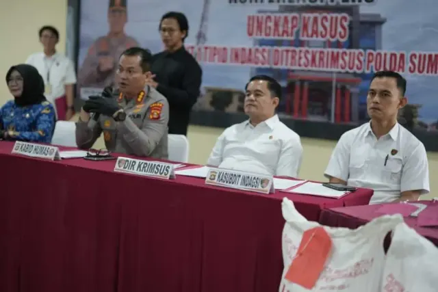 Polda Sumsel Ungkap Penyalahgunaan Pupuk Subsidi, 8 Tersangka Ditangkap dan 14 Ton Disita
